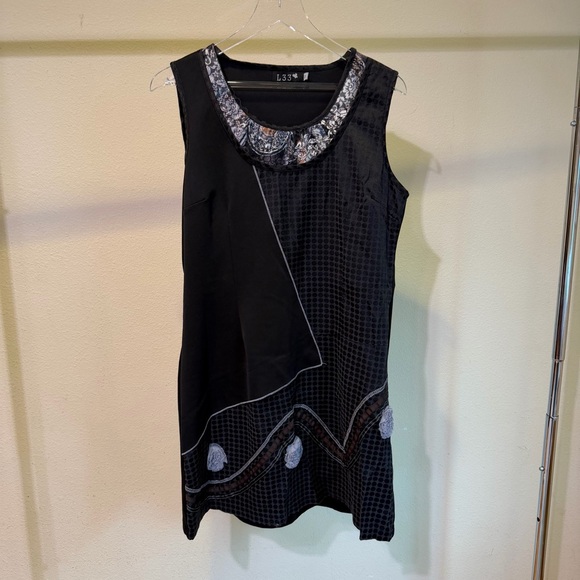 L33 Dresses & Skirts - L33 Black Sleeveless Mini Dress with Decorative Collar and 3d details